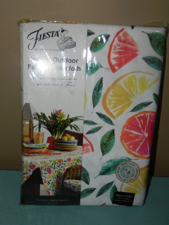 Fiesta Other - Fiesta Indoor Outdoor Fabric Tablecloth Tropical Fruit 60x102 NEW